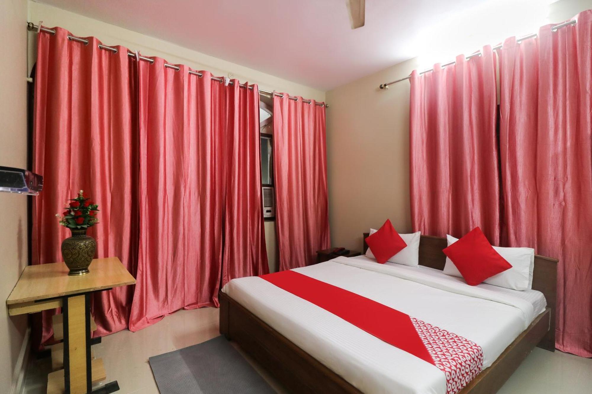 Hotel O Royal Holiday Патна Екстер'єр фото